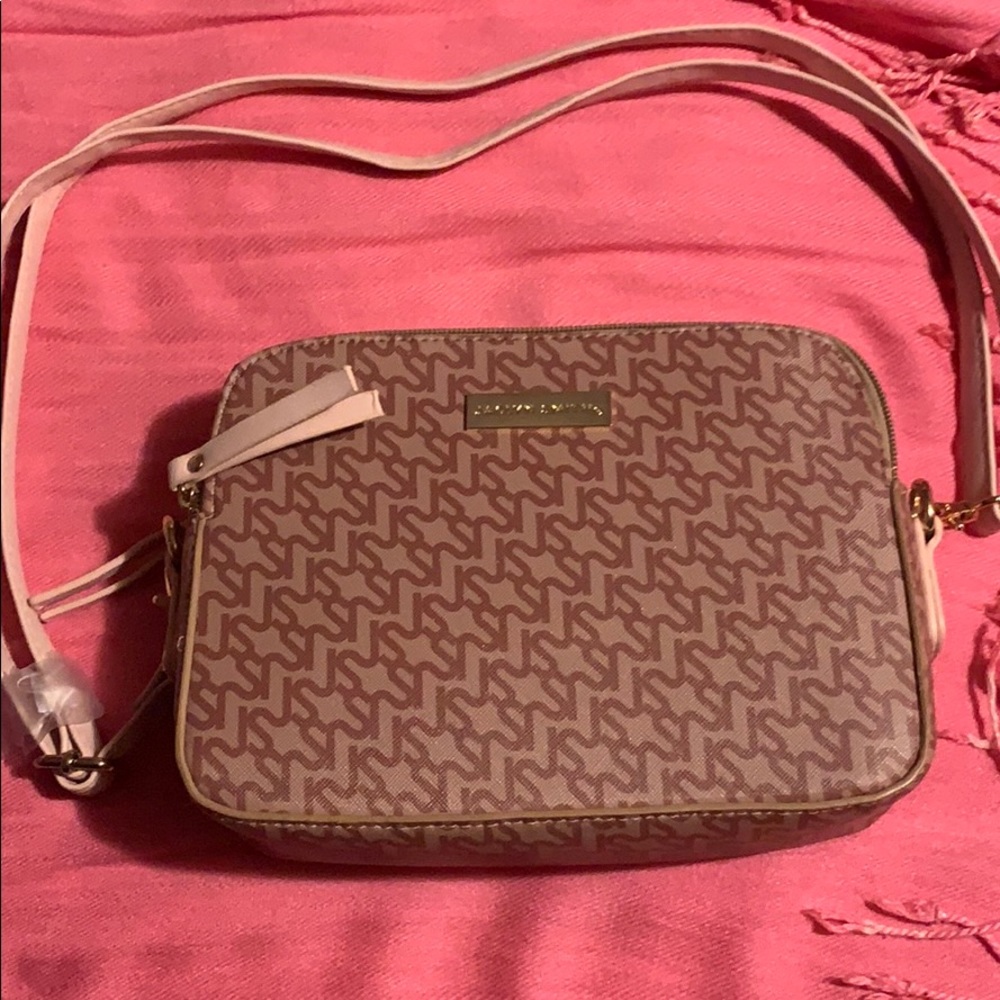 Jaclyn Smith Pink & Tan Mini Shoulder Bag